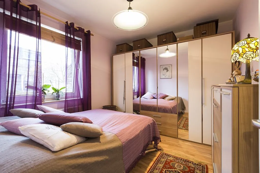Pansiyon Deutsche Messe Zimmer - Private Rooms Hannover Exhibition Center